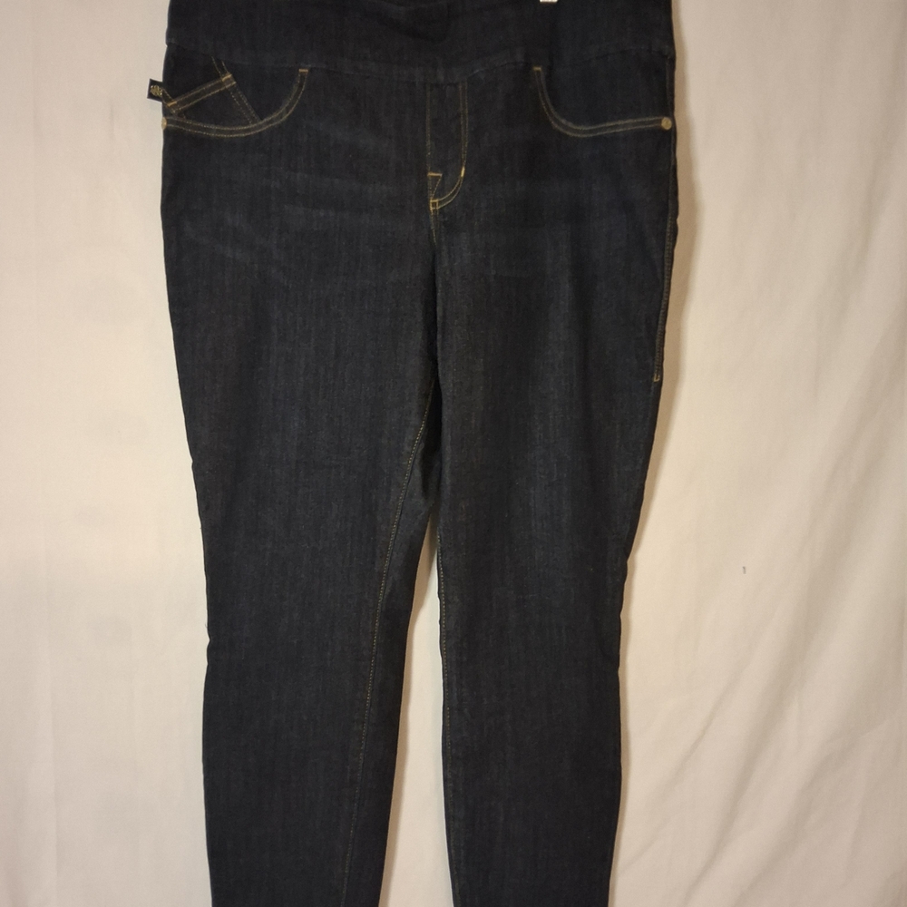 Rock & Republic Women's Dark Indigo Skinny Jeans